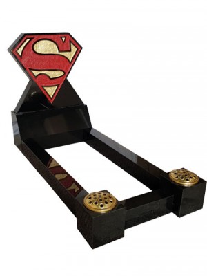 Children’s Memorials - Superman Mini Full Kerb 